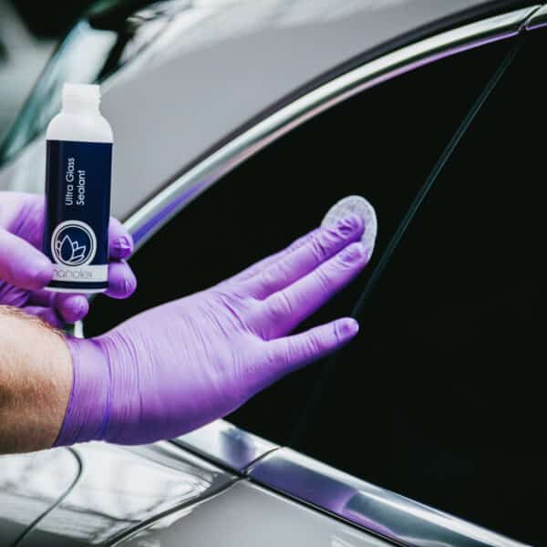 Alternative view of Nanolex Ultra Glass Sealant