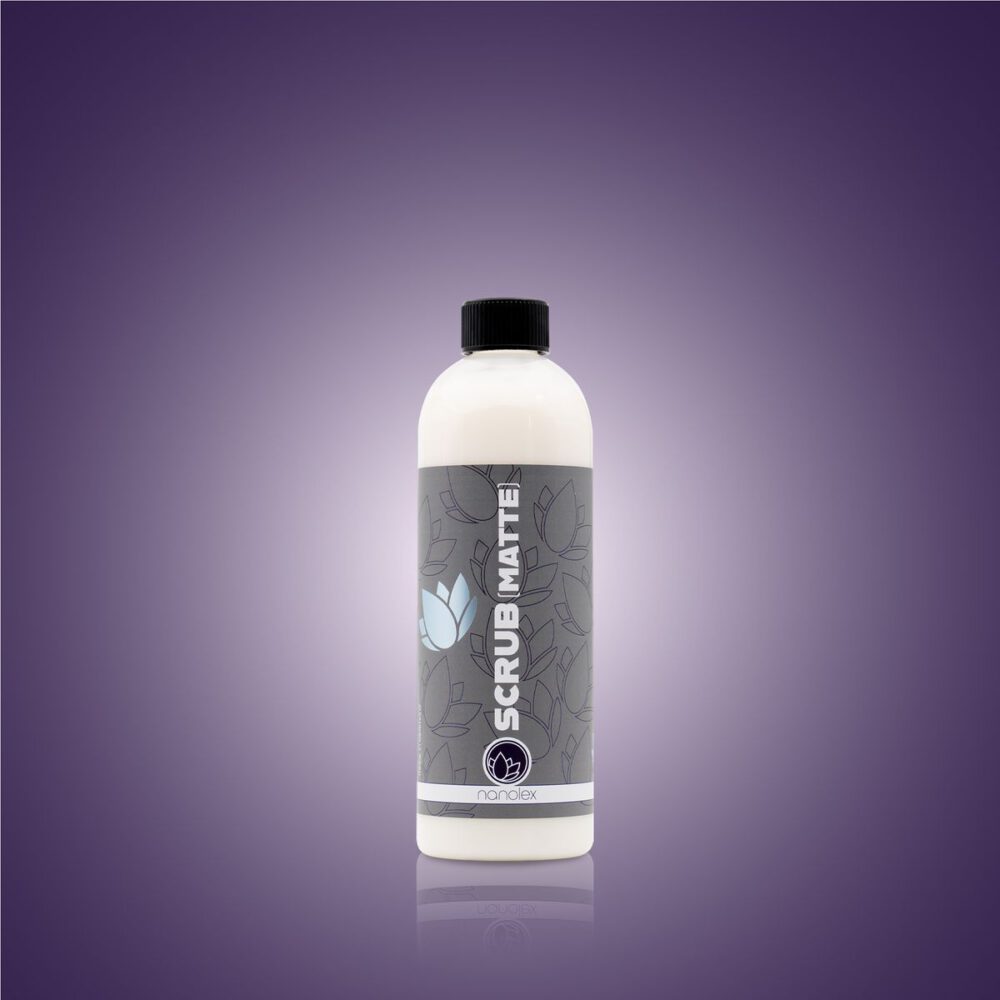 Nanolex Scrub (Matte) – Effektive Reinigung für alle matten Oberflächen.