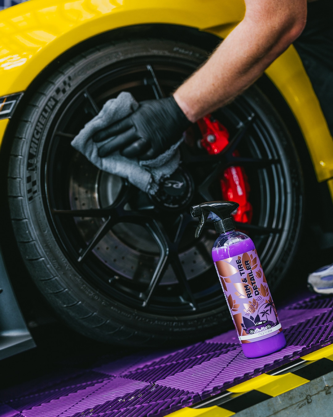 Nanolex Rim & Tire Detailer Anwendung – Professionelle Felgen- und Reifenpflege für makellosen Glanz