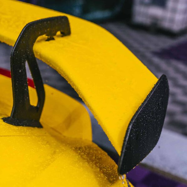 Nanolex Wax Carnaubawachs bietet intensiven Hochglanz, Tiefenwirkung und dauerhaften Lackschutz für professionelle Fahrzeugaufbereitung